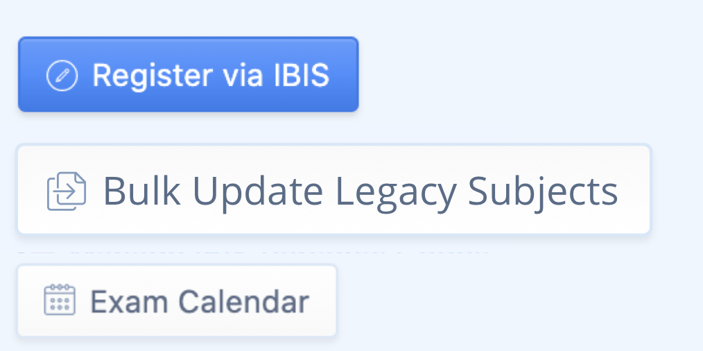 截图：您可以登录您的 ManageBac+ 帐户，并通过应用内的批量更新通知解决科目选择问题。