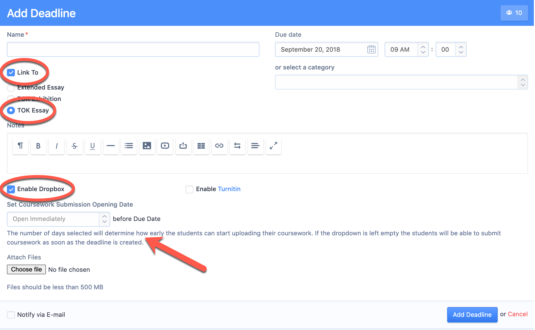 Captura de pantalla: Cuando un administrador crea una fecha límite para el ensayo de TOK, puede marcar la opción Habilitar Dropbox para permitir que los estudiantes lo envíen.