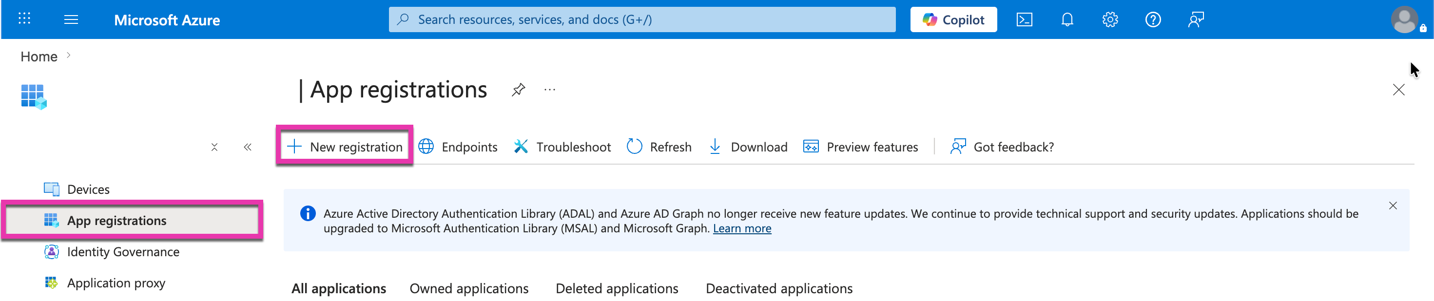 屏幕截图：登录 Microsoft Azure，然后从主屏幕选择 Microsoft Entra ID