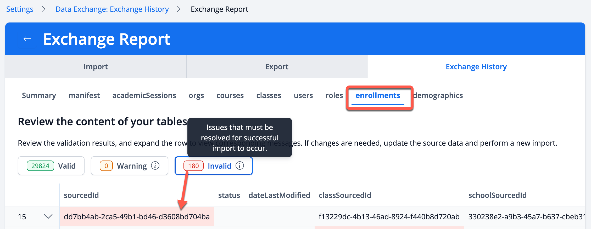 لقطة شاشة: في كل علامة تبويب CSV، سيتم تمييز الأخطاء والتحذيرات بالألوان المناسبة داخل الخلايا حيث