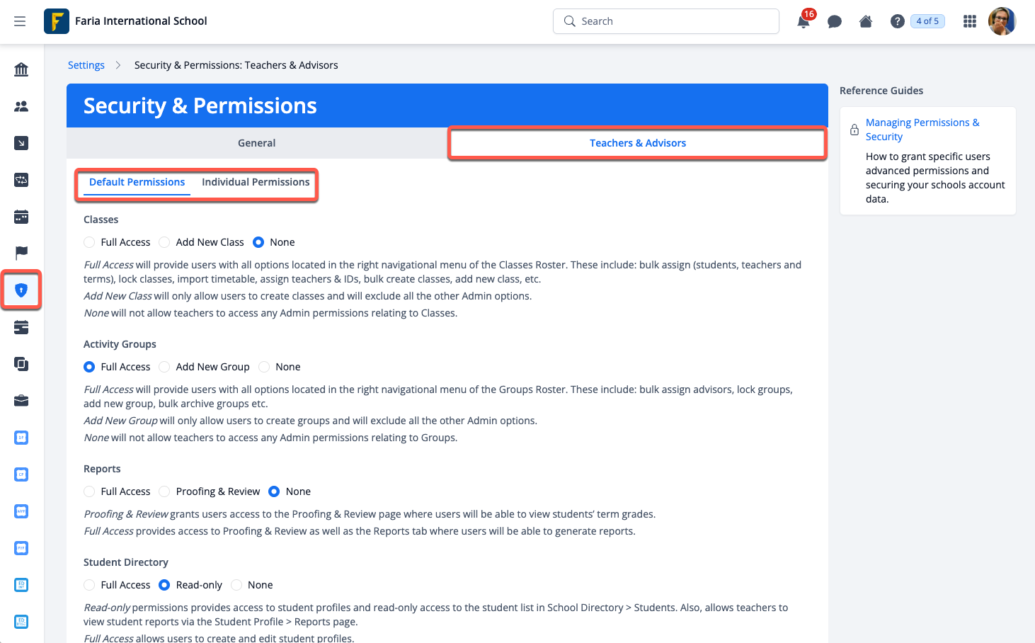 Captura de pantalla: Los permisos de los profesores se pueden personalizar a través de las páginas Seguridad y permisos > Profesores y asesores.