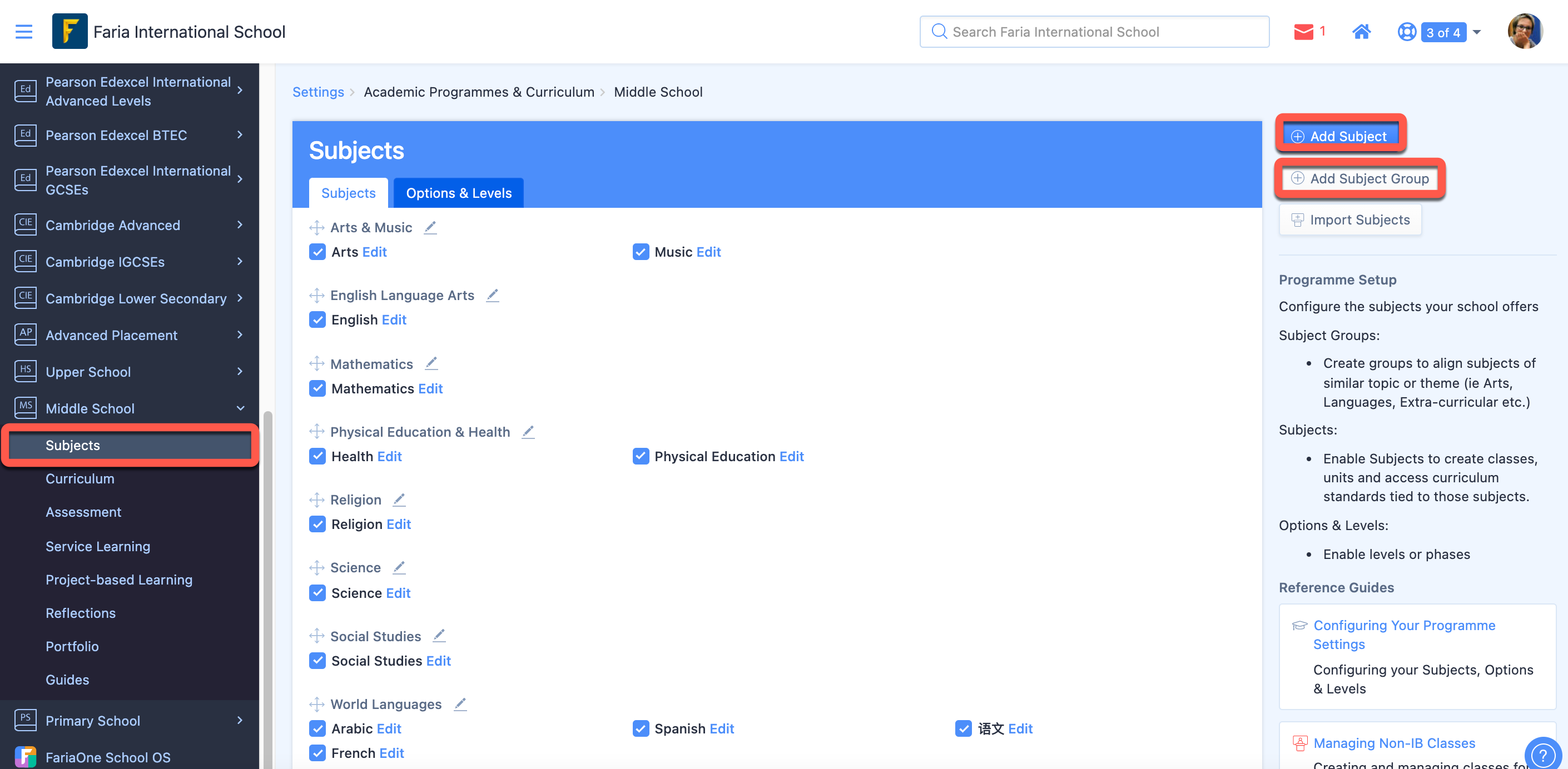 Captura de pantalla: Primero, vaya a Configuración > Términos académicos > seleccione un programa que no sea del IB (por ejemplo,