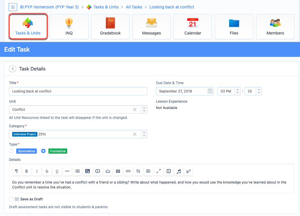لقطة شاشة: إنشاء مهام تقييمية وتكوينية مرتبطة بالوحدات والفئات المخصصة والموارد مع الدعم