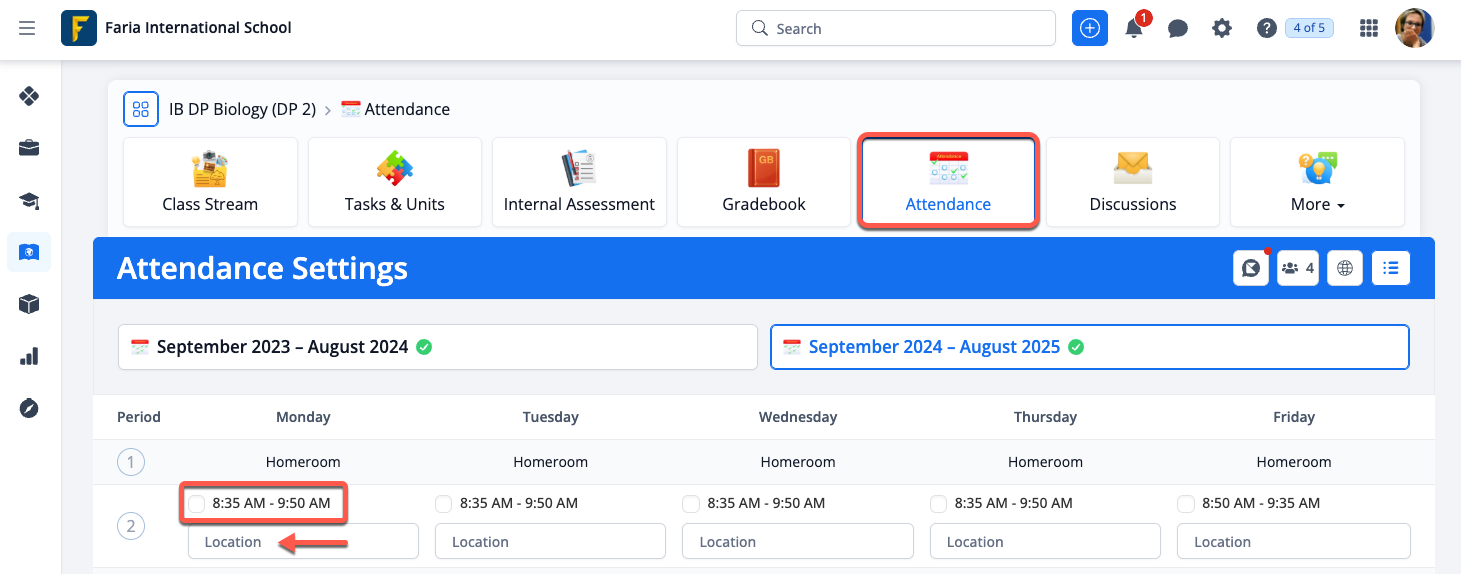 Captura de pantalla: Para editar el horario o la lista de clases, vaya a Configuración de asistencia.