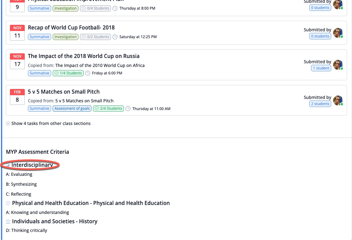 لقطة شاشة: يمكنك إضافة أهداف وغايات برنامج السنوات المتوسطة متعددة التخصصات والخاصة بكل مادة في قسم المناهج الدراسية