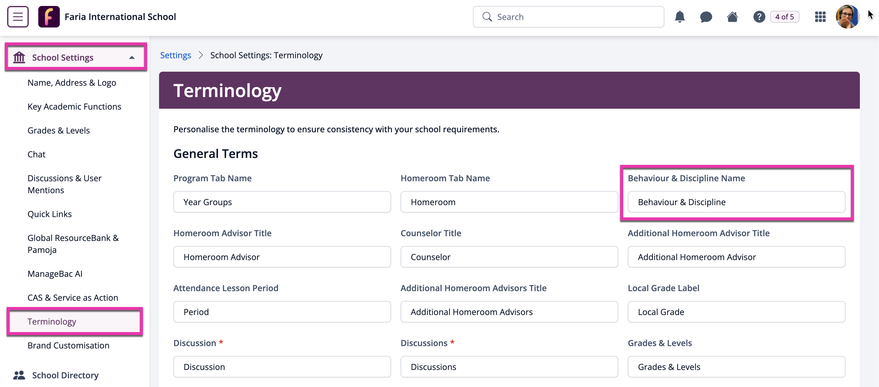 Captura de pantalla: Puedes cambiar la terminología de Comportamiento y disciplina a través de Configuración > Configuración escolar > Terminología.