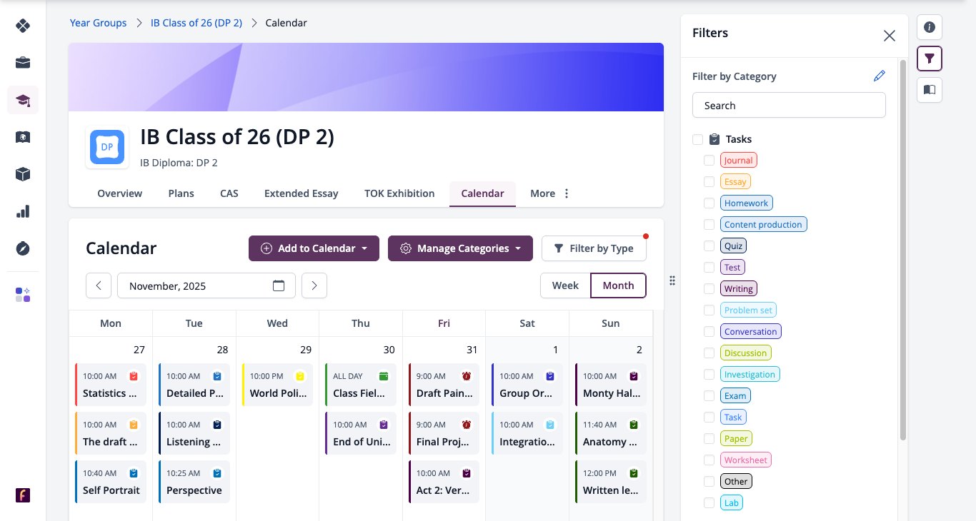 Captura de pantalla: Calendario del grupo de año con el panel de filtros abierto, mostrando Filtrar por categoría