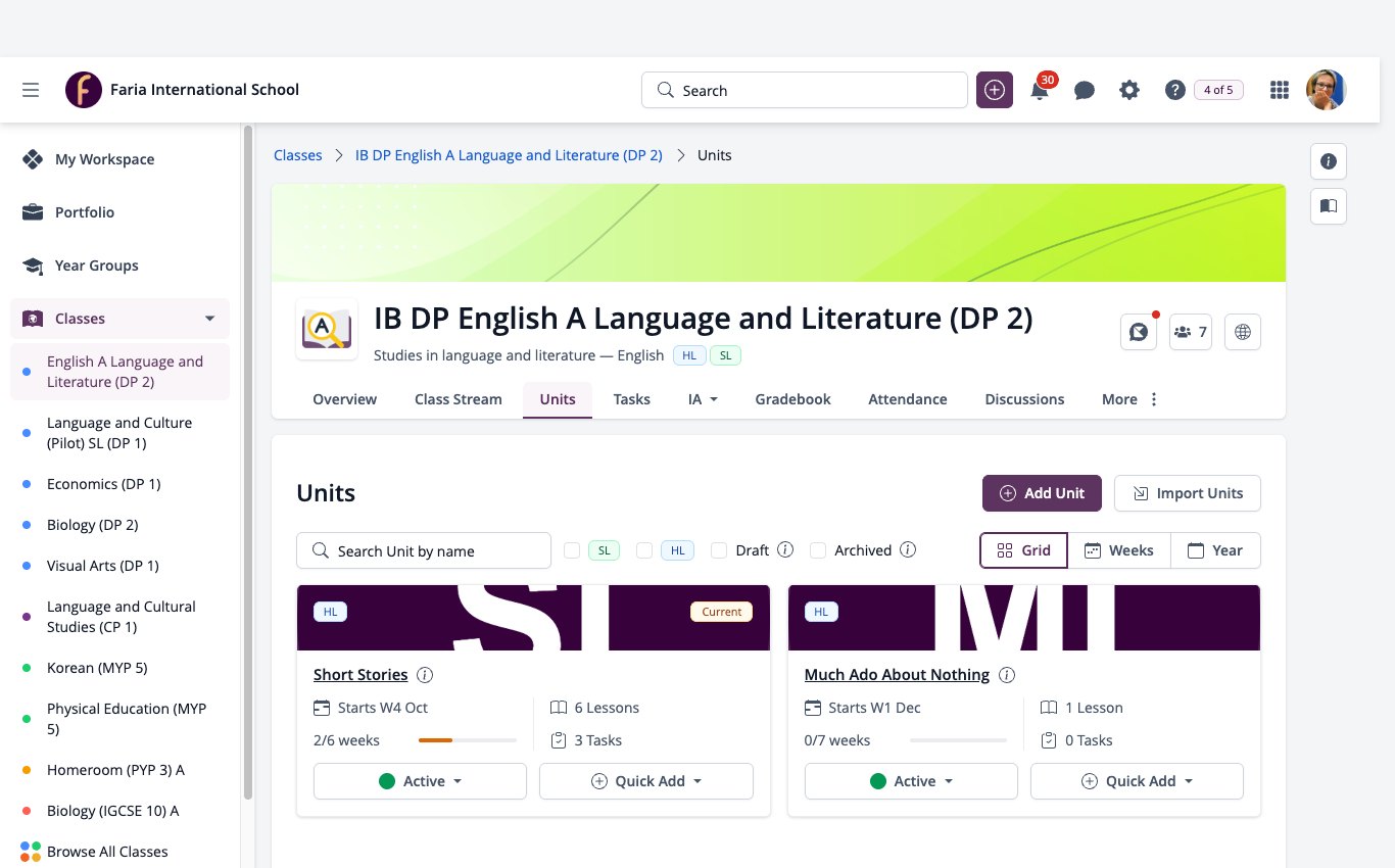 يتم فتح فصل دراسي في علامة تبويب الوحدات مع توسيع قائمة الفصول الدراسية